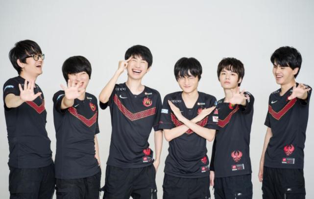 水晶宫就边 水晶宫就边